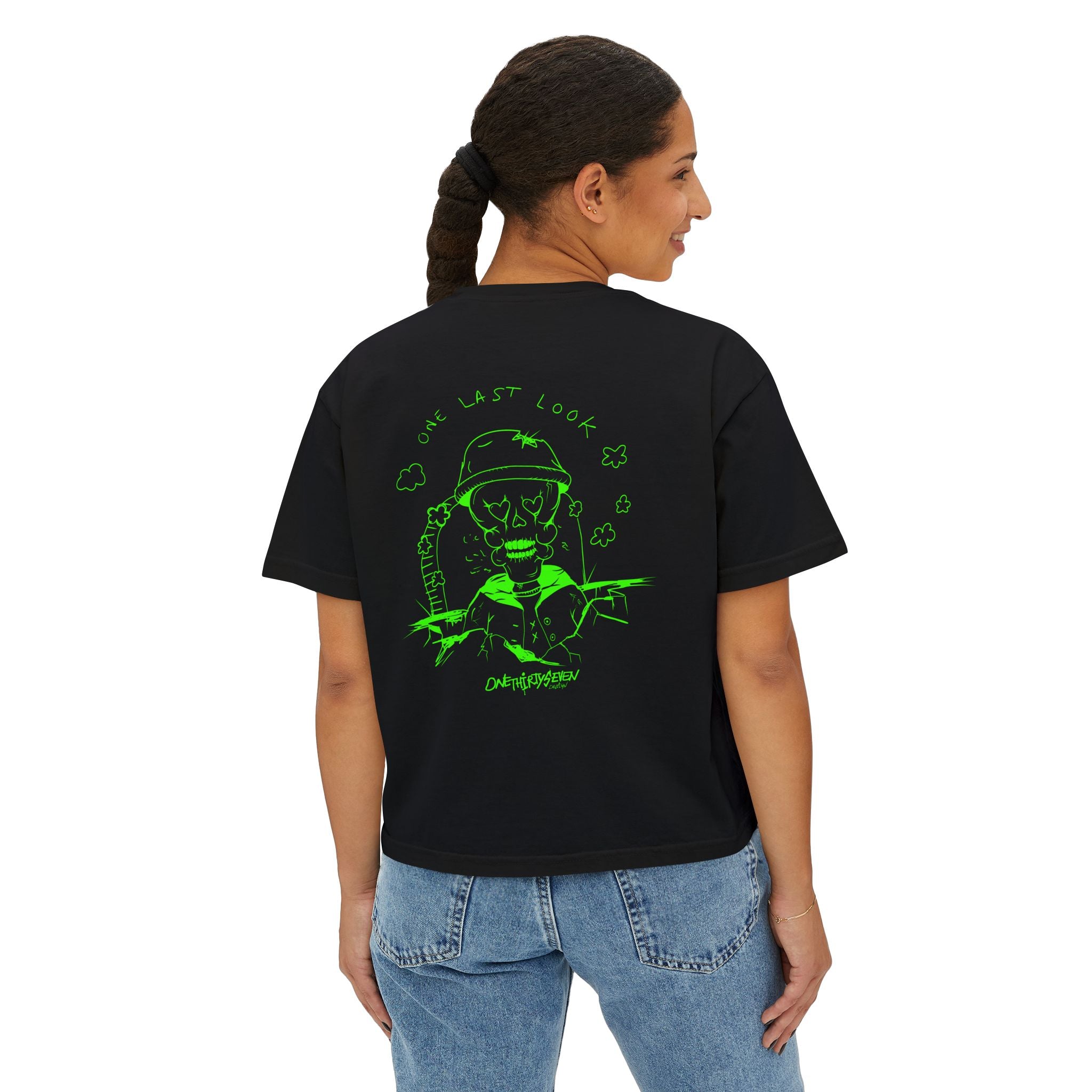 ONE LAST LOOK GRAPHIC TEE